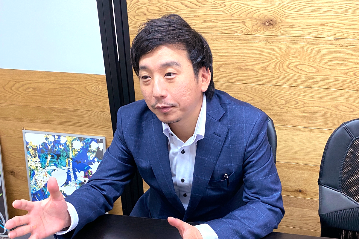 中屋 弥様
